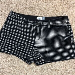 Old Navy Sz 12 Women's Black and White Polka Dot Shorts